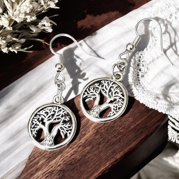 5 For $25💫Silver Tree of Life Dangles Earrings - Picture 1 of 4